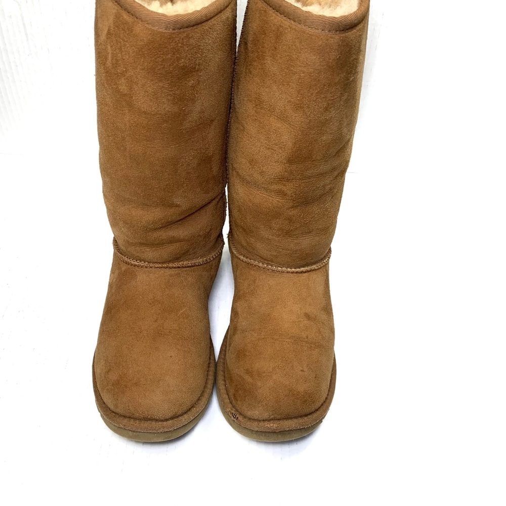 UGG Classic Tan Suede Boots - Picture 5 of 9